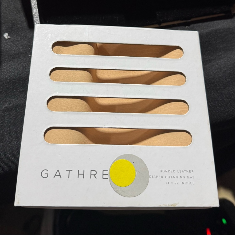 New Gathre leather diaper changing mat 14 x 22 inches